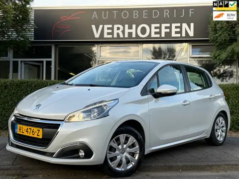 Peugeot 208 1.2 PureTech Blue Lion - XENON - NAVI - PARK SENS - AIRCO - DISTR RIEM VERV !