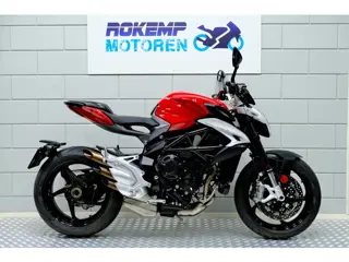 MV Agusta BRUTALE 800 (bj 2017)