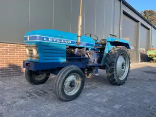 Leyland 255 tractor trekker MF Massey Ferguson perkins