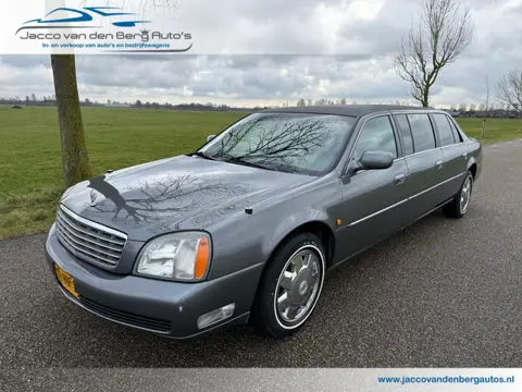 Cadillac DE VILLE Limousine V8 4.6