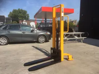 Stacker stapelaar 1000 KG (bj 2022)
