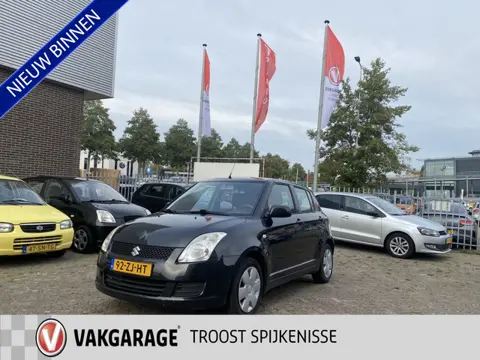 Suzuki Swift 1.3 Comfort,5 Deurs,5Zits,Airco,Elektrischpakket,Stuurbekrachting,Centraledeurvergrende
