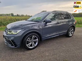 Volkswagen Tiguan 1.5 TSI R-Line, trekhaak, 1e eigenaar