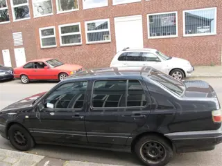 Volkswagen Vento Plaatwerk Sloopauto inkoop Den haag