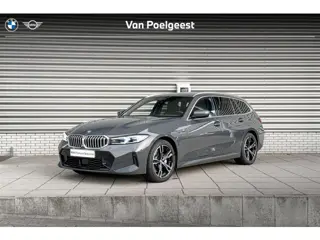 BMW 3 Serie Touring 330e M Sportpakket / Innovation Pack / Comfort Pack / Entertainment Pack / Trekh