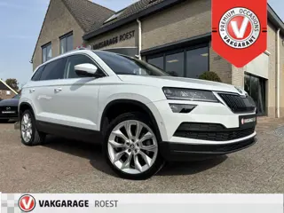 Škoda Karoq 1.5 TSI Style Business Automaat Trekhaak / Panoramadak / Full LED