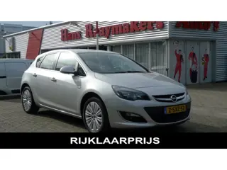 Opel Astra 1.4 Turbo Design Edition Cruise control/PDC/Bluetooth/Trekhaak all-in prijs