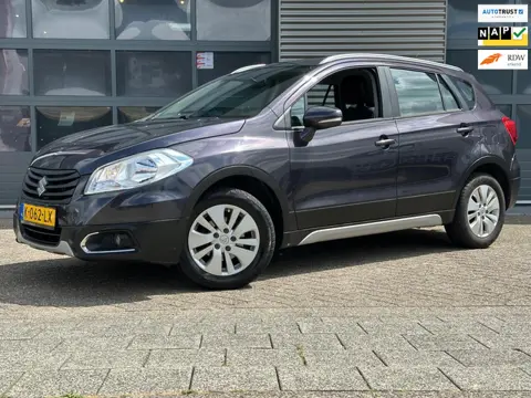 Suzuki SX4 S-Cross 1.6 Base | Navi | CRUISECR | Climate | Keyless