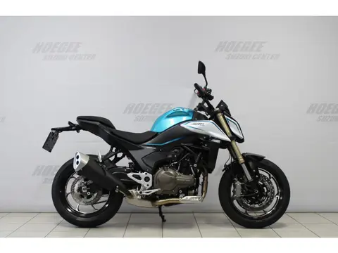 QJMOTOR SRK550 (bj 2024)