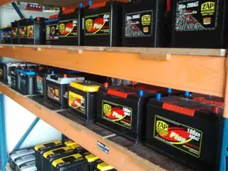 AKKU / ACCU NODIG!!! B&amp;S ACCU'S SLIEDRECHT 0184-425310