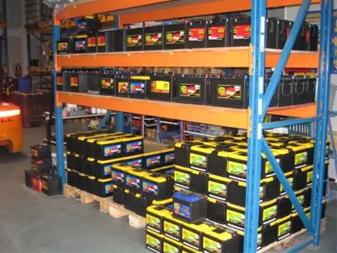 SKODA ACCU NODIG!!! B&amp;S ACCU'S SLIEDRECHT 0184-425310