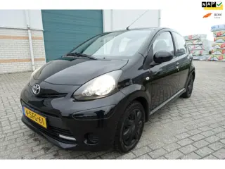 Toyota Aygo 1.0 VVT-i blackline edition - airco - black-line edition - airco - centrale vergrendelin