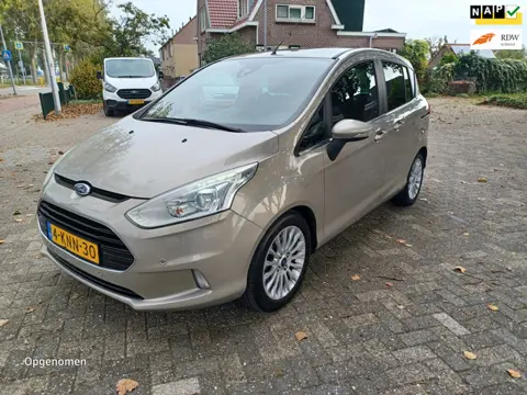 Ford B-Max 1.0 EcoBoost Titanium