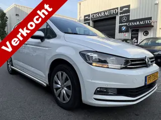 Volkswagen Touran 2.0 TDI SCR AUTOMAAT / DEALERONDERHOUDEN