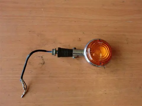 KNIPPERLICHT RECHTS VOOR Yamaha V max 1987 - 2002