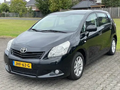 TOYOTA VERSO 1.6 VVT-I Business / 7-ZITS/ ECC/ Pano/ Cruise/ Trekhaak/ PDC/ LM