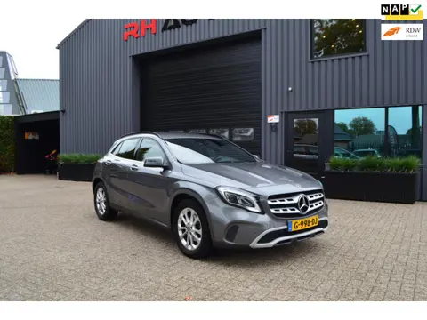 Mercedes-Benz GLA-klasse 180 Business Solution Limited | Dealer onderhouden | NL auto