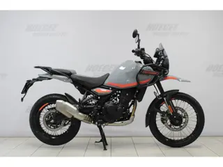 Royal-Enfield Himalayan 450 Pass Slate Himalayan Salt / Slate Poppy Blue