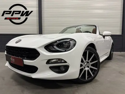 Fiat 124 Spider 1.4 MultiAir Turbo Lusso LED/LEER/BOSE/CAMERA/17"LMV/KEYLESS/ARTIC-WHITE/VOLLEDIG FI