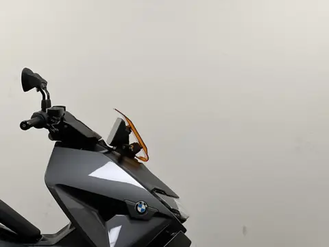 BMW CE 04 Magallan Grey Metallic, Dynamic pakket, City pakket, Pro pakket