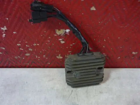 SPANNINGSREGELAAR Suzuki DL 650 V STROM 2003 - 2011