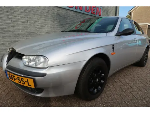 Alfa Romeo 156 1.6-16V T.Spark In absolute nieuwstaat – zowel technisch als cosmetisch