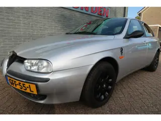 Alfa Romeo 156 1.6-16V T.Spark In absolute nieuwstaat – zowel technisch als cosmetisch
