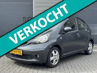 Toyota Aygo 1.0-12V Sport 5-deurs Airco/LM''/ELEK