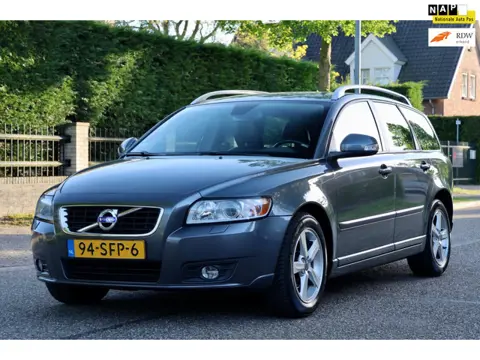 Volvo V50 2.0 Limited Edition | NAVI | CRUISE | CLIMA | XENON | LEDER | ZEER MOOIE GOED ONDERHOUDEN 