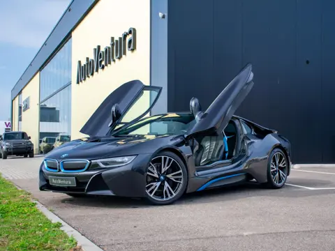 BMW i8 1.5 l Camera l Harman Kardon | Comfort Access l LED l Head-Up l Driving Assistant l 20" Velge