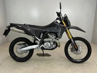 Suzuki DR-Z4S (bj 2026)