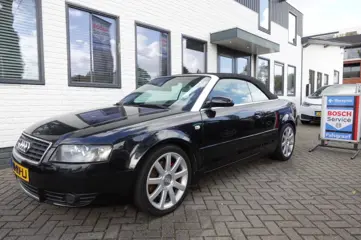AUDI A4 2.4 V6 EXCLUSIVE 6 cil YOUNG TIMER OOK IN 2027