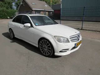 Mercedes-Benz C-Klasse 350 CDI BlueEFFICIENCY Elegance