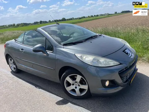 Peugeot 207 CC 1.6 / nieuw model - nwe APK!