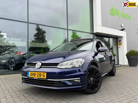 Volkswagen Golf 1.5 TSI Highline * Stoel + Stuurverwarming * Panoramadak * Virtual Cockpit