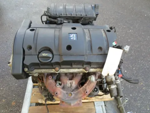 Peugeot 307 1.6 16 v 2002 Motorblok Motorcode TU5JP4