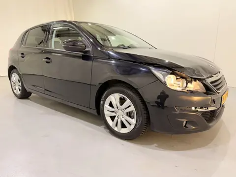 Peugeot 308 HB 1.2 Blue Lease Exe. Pano (bj 2016)