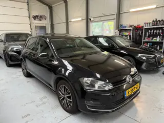 Volkswagen Golf 1.2 TSI DSG Highline CarPlay Navi Camera 2016