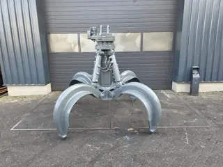 liebherr gm 70 800l scrap grab