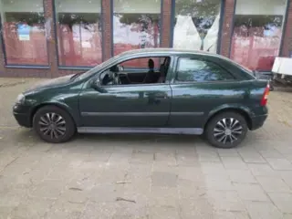 Opel Astra 1.6 8V automaat 1998 Onderdelen en Plaatwerk