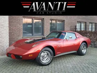 Chevrolet Corvette STINGRAY C3 COUPE V8 AUTOMAAT GEHEEL GERESTAUREERD 406 SMALL BLOCK MET 450 PK AUT
