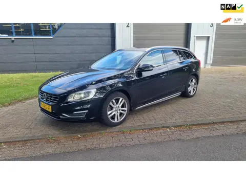 Volvo V60 GEZOCHT GEVRAAGD ALLE v60 v40 DIESEL BENZINE HYBRID TOPPRIJS 0613896819
