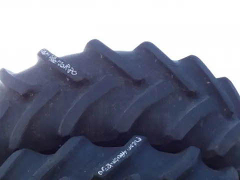 R30 Continental 480/70R30