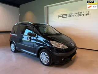 Peugeot 1007 1.4 URBAN-uitv/AIRCONDITIONING/ISOFIX/ELEKTRISCHE SCHUIFDEUREN/STUURBEKRACHTIGING/128.4