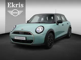 MINI 5-Deurs Cooper S Favoured + Pakket S + Parking Assistant + Driving Assistant + Elektrisch verwa