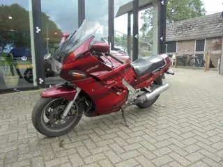 Suzuki Tour GSX 1100 F Staat in De Krim (bj 1993)