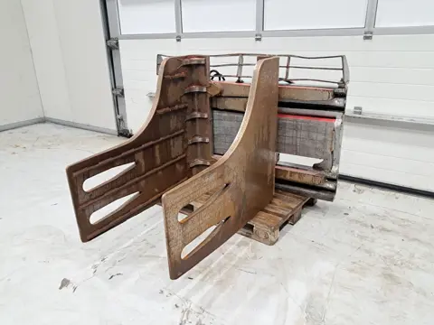 DURWEN PBK 45-CR 2018 3.6T