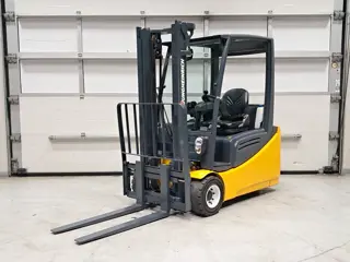 JUNGHEINRICH EFG218 2014 1.8T