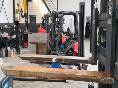 KOOI REACHFORKS RG4-35-1550-800 2017 0.8T