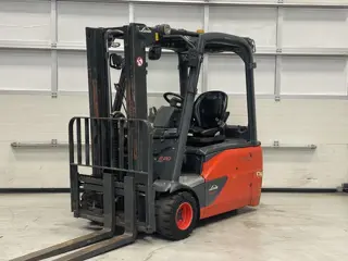 LINDE E20L-02 2014 2.0T